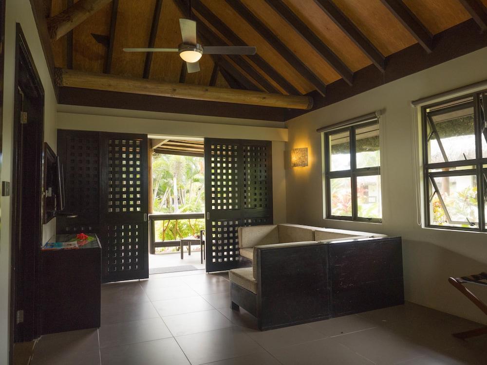 Uprising Beach Resort Pacific Harbour Ngoại thất bức ảnh
