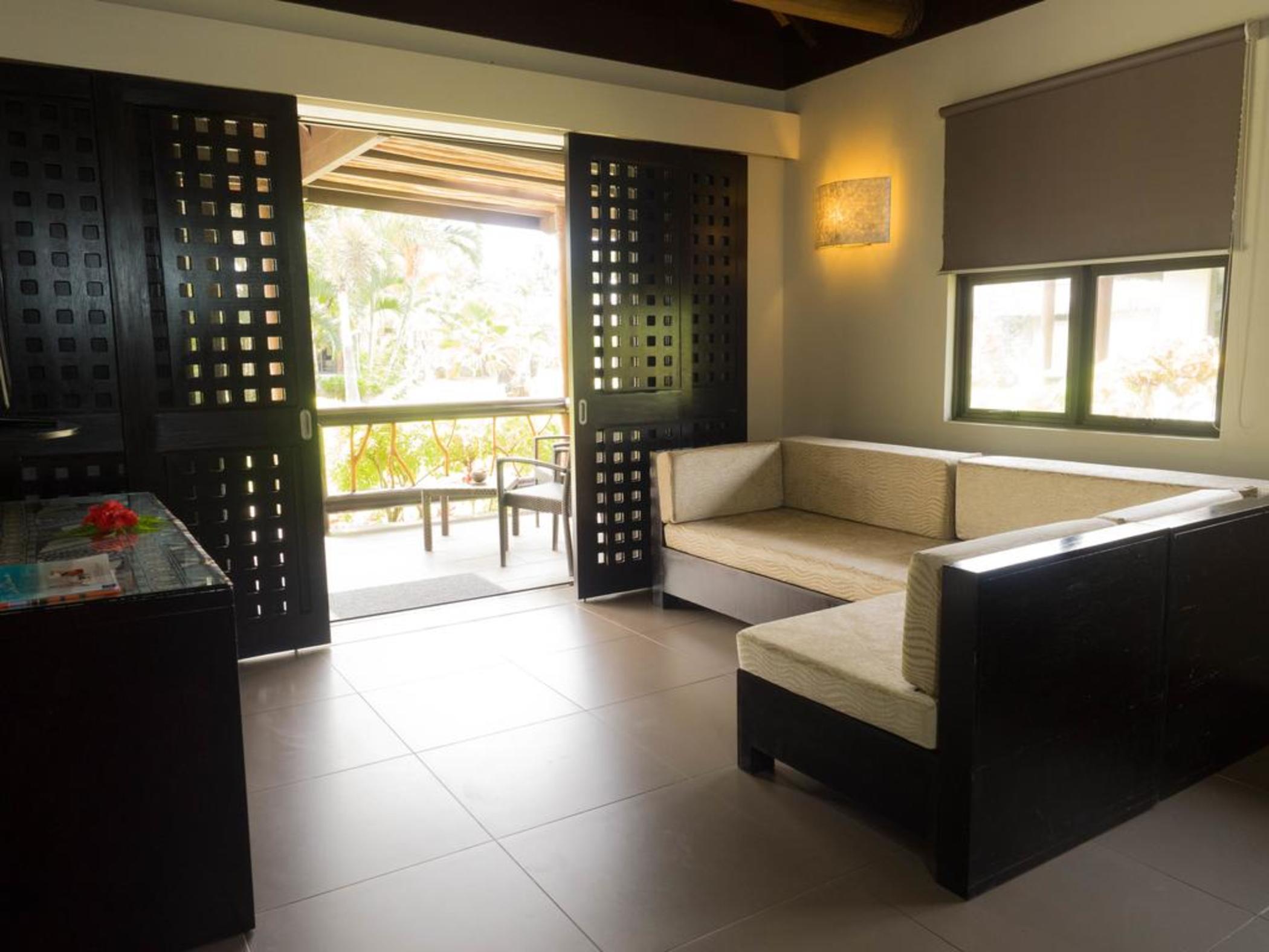 Uprising Beach Resort Pacific Harbour Ngoại thất bức ảnh